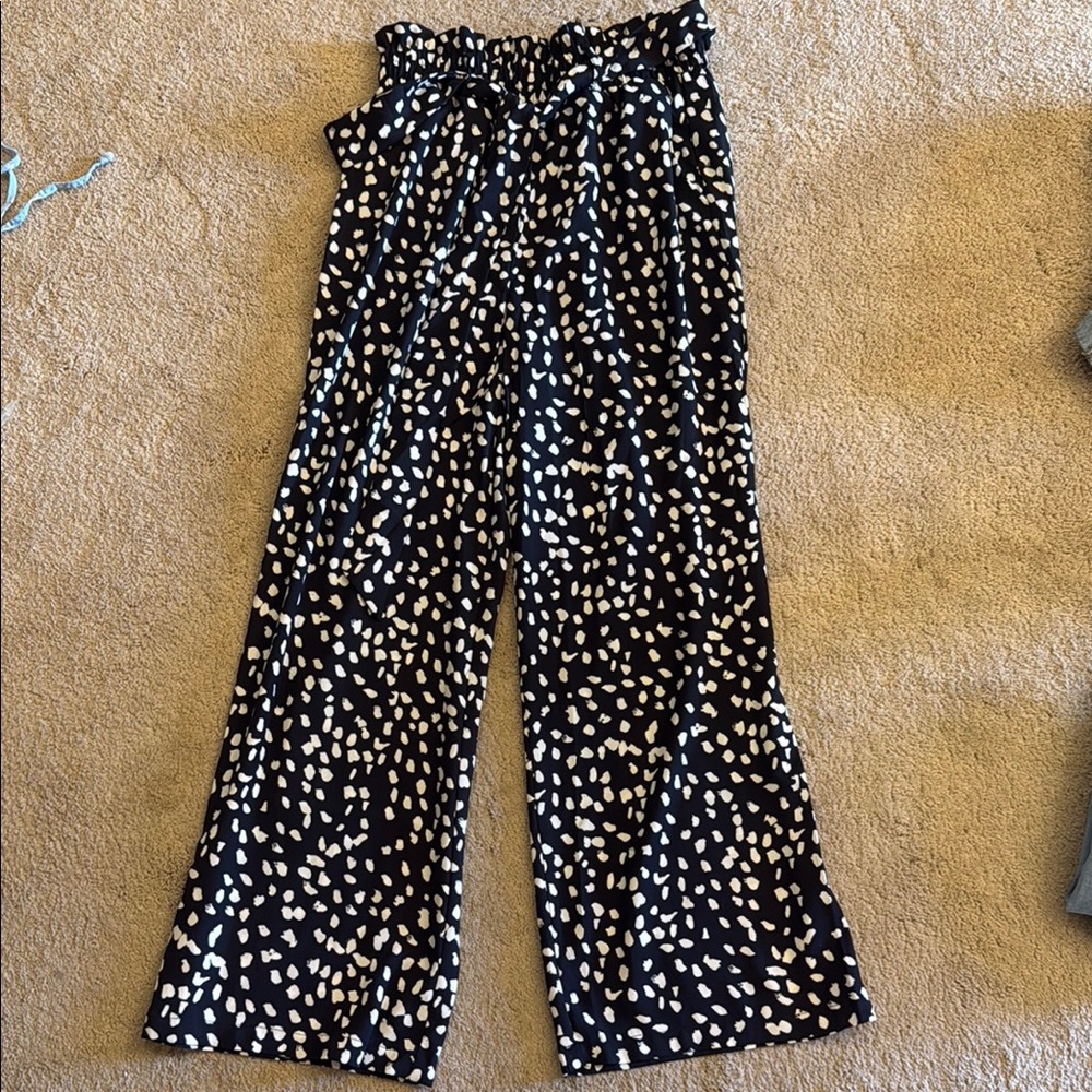 Elegant Black and White Wide Leg Pants